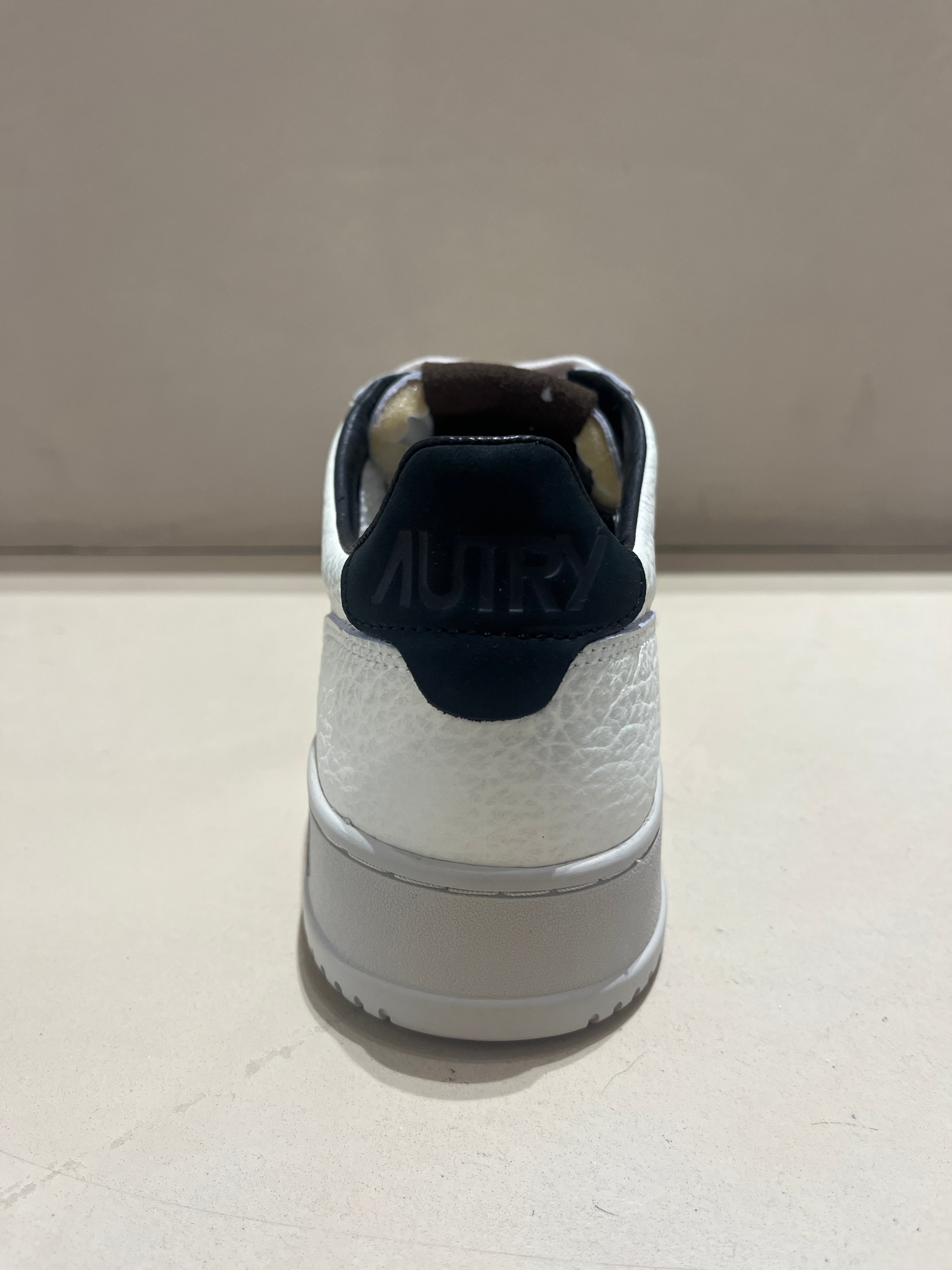 Baskets Medalist Leat Pinecone