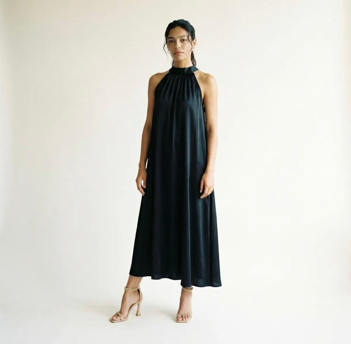 Robe Longue Col Noir DB14221VS