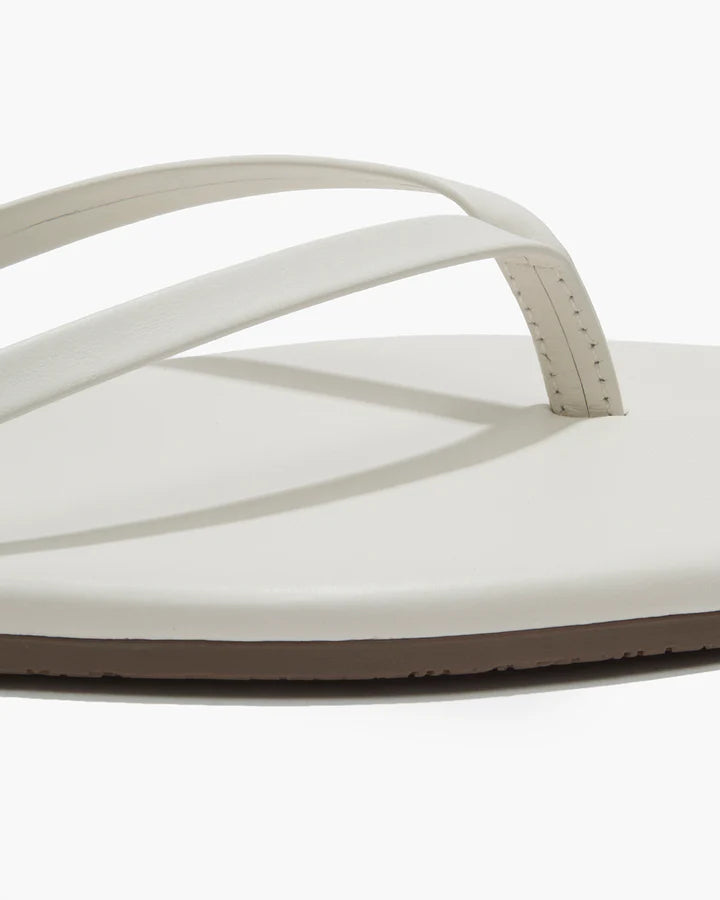 Tong Square Toe Lily Cream