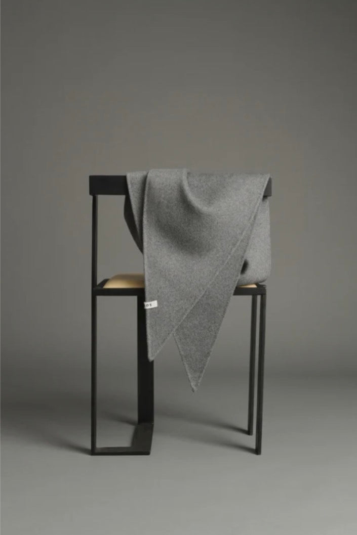 Foulard Triangle Jamelia En Laine Gris