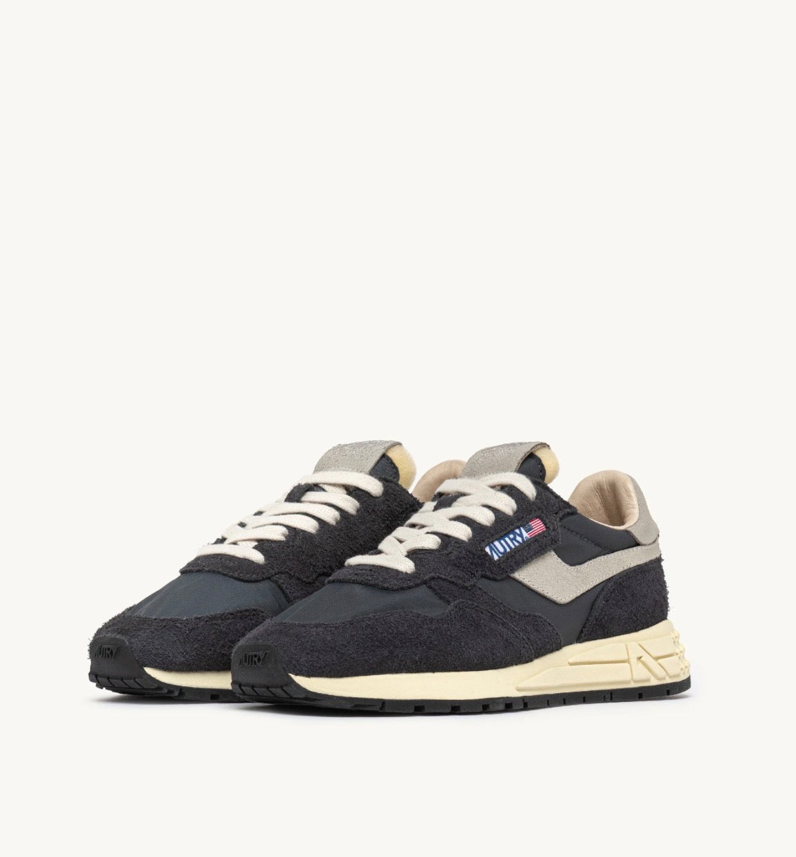 NC05 Basket Reelwind Suede Nylon Crack White Black