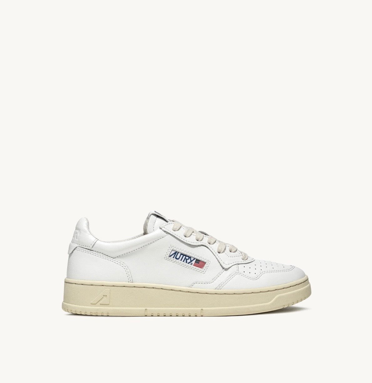 LL15 Medalist Low Cuir White White