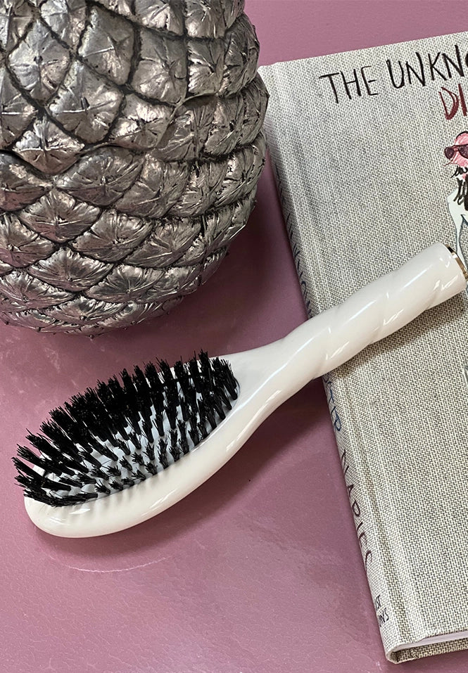 Petite Brosse N°01 L’UNIVERSELLE Soins & Brillance Blanc Crème