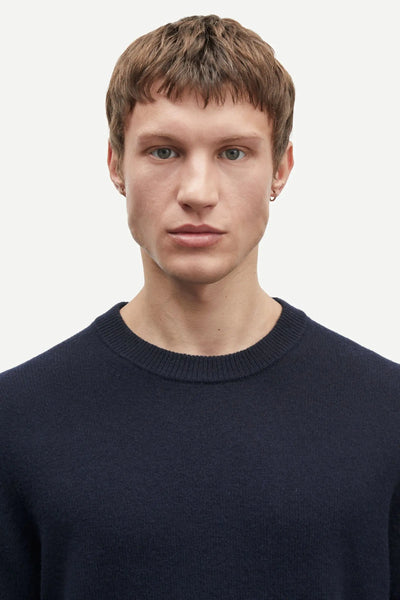 Isak Knit Sweater Salute