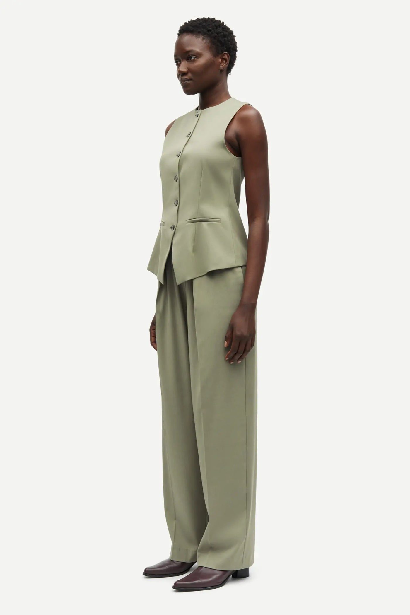 Saruma Vest Vetiver