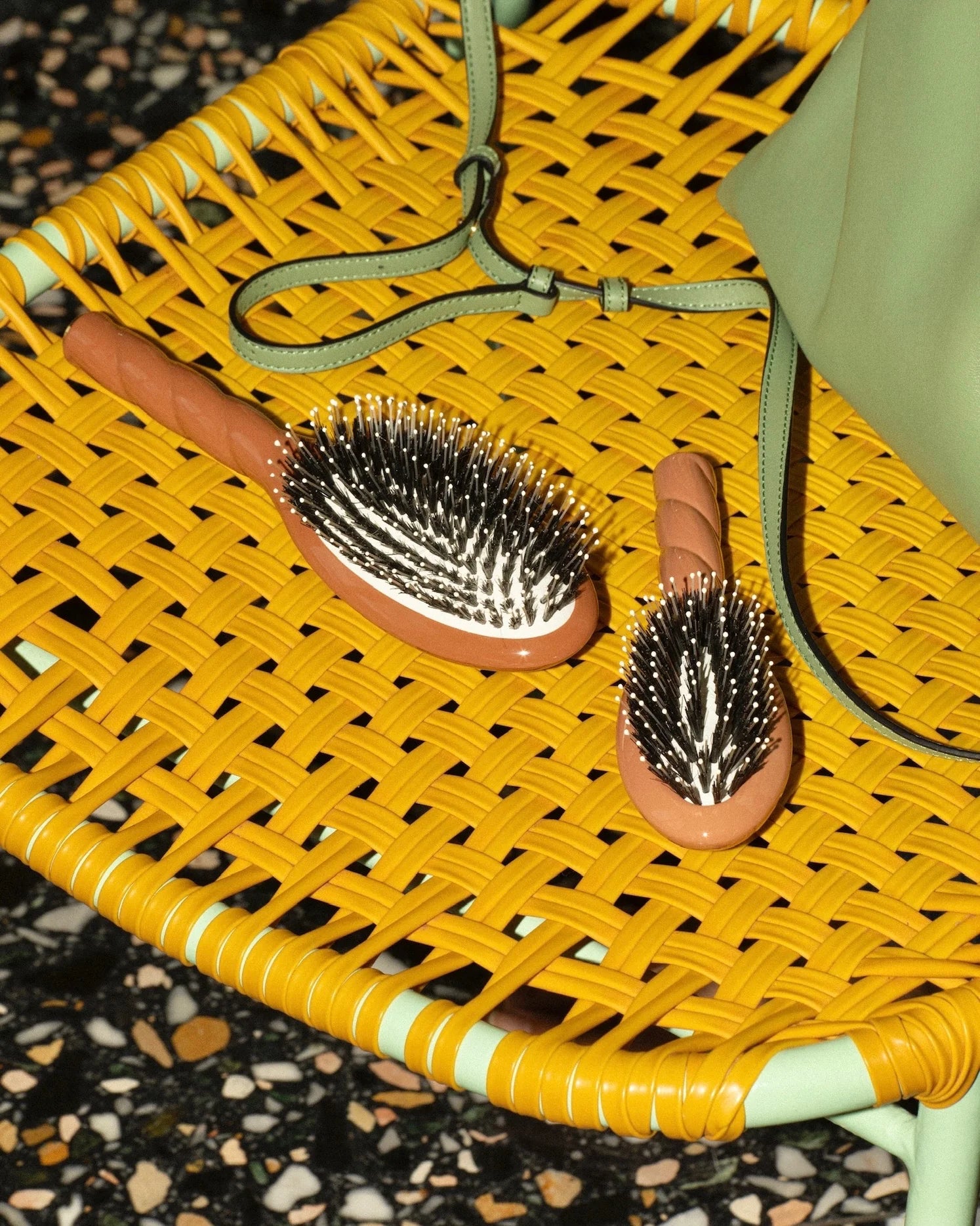 Petite Brosse N°03  L’INDISPENSABLE DOUCEUR Cuir Chevelu Sensible Terracotta