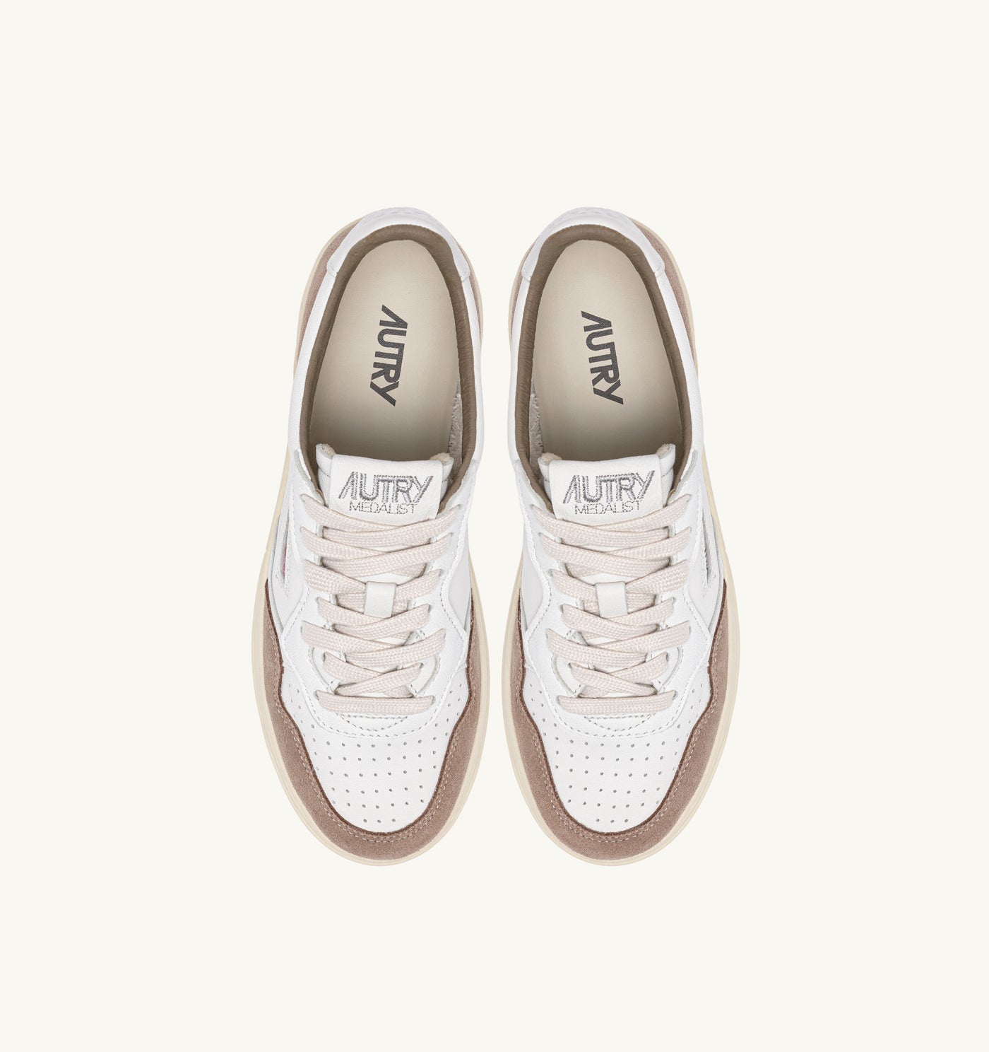 Baskets Medalist Goat Suede White Tobacco