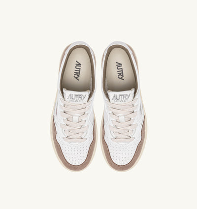 Baskets Medalist Goat Suede White Tobacco