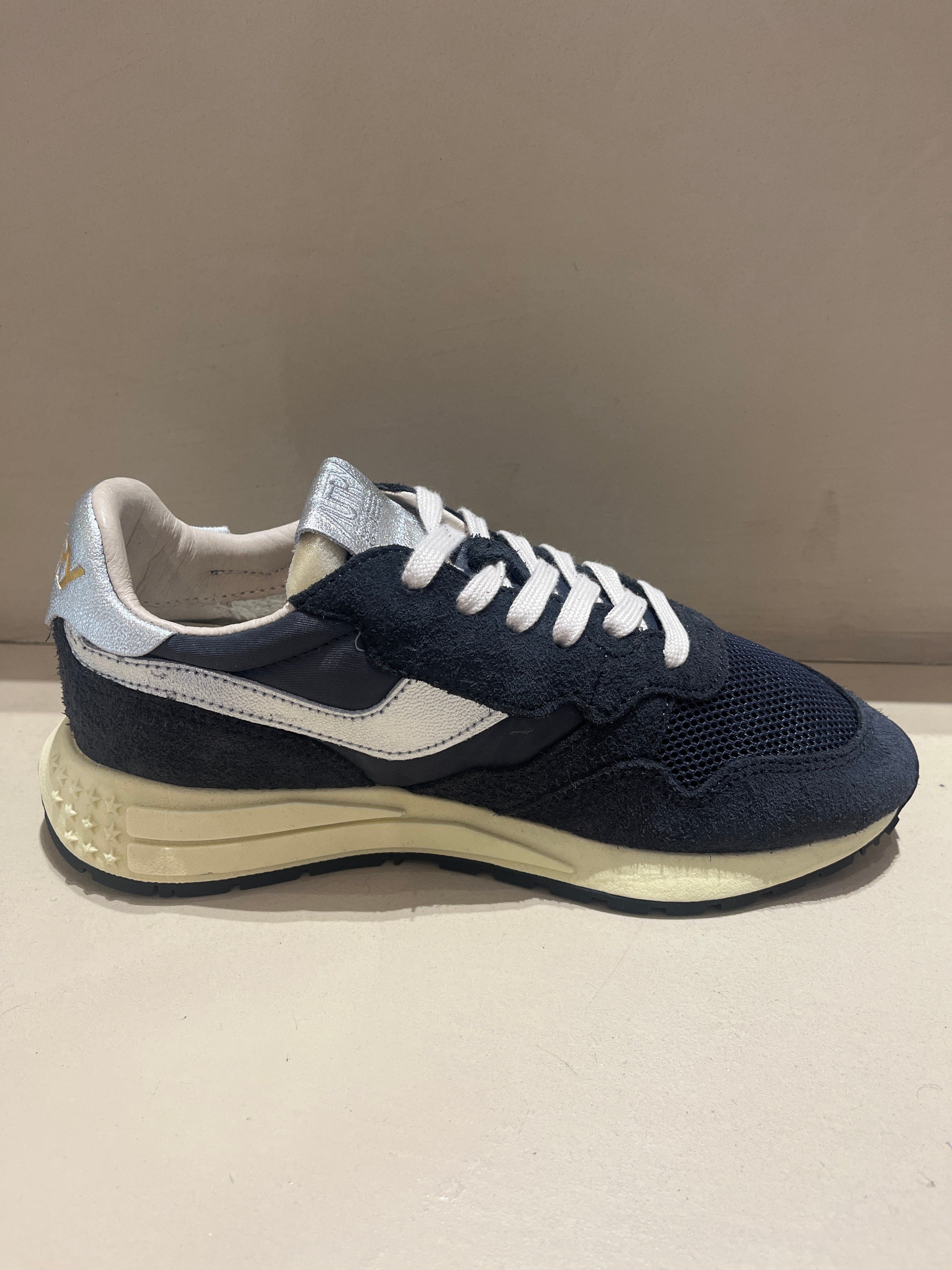 Basket Basses Reelwind Black Silver