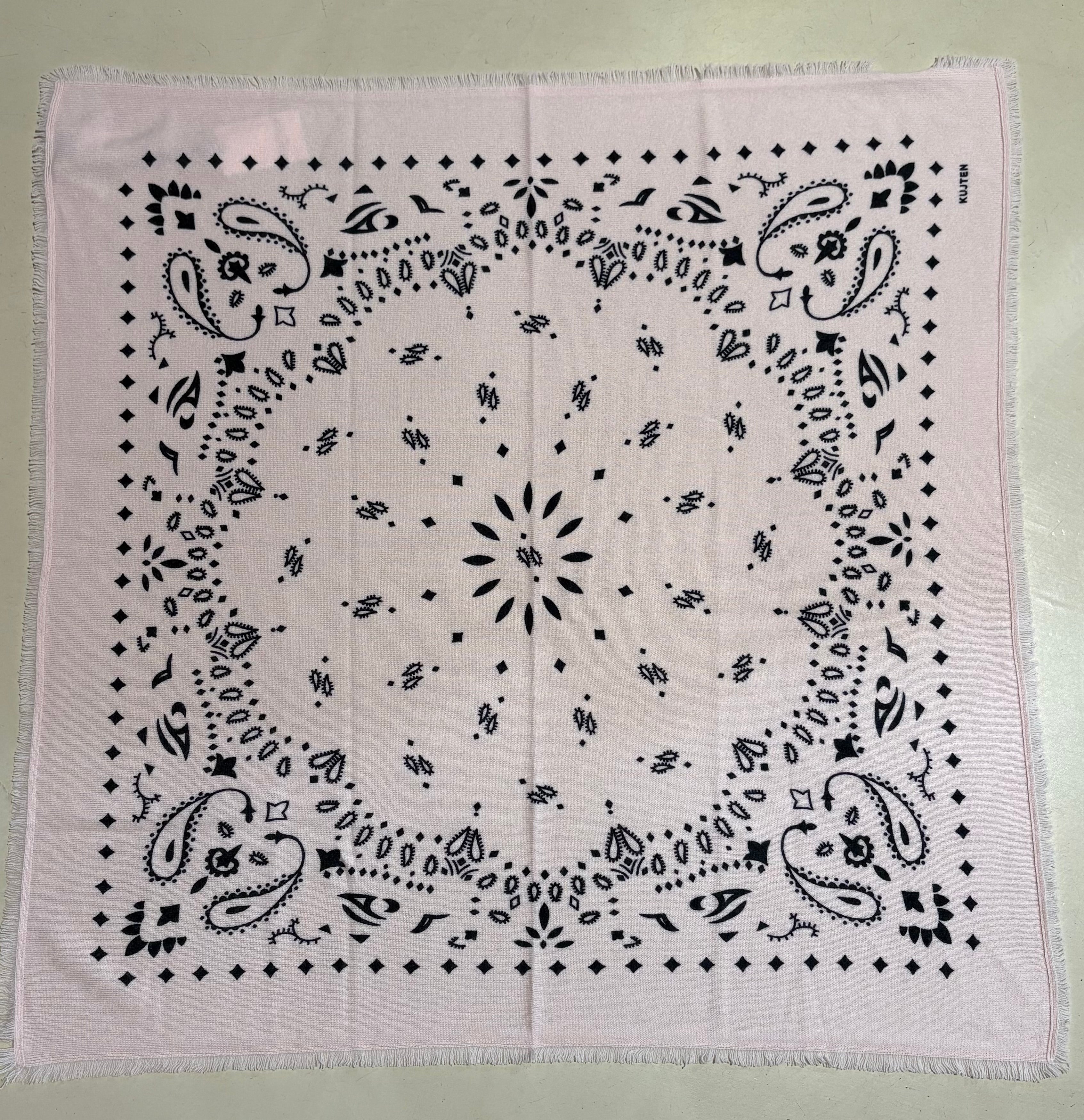 Grand Bandana Hachiko Skin