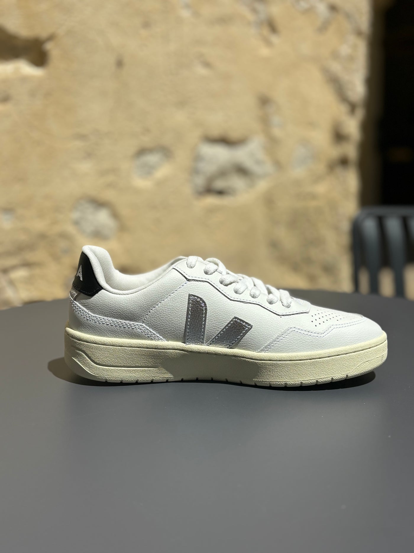 Baskets V-90 Leath White Silver