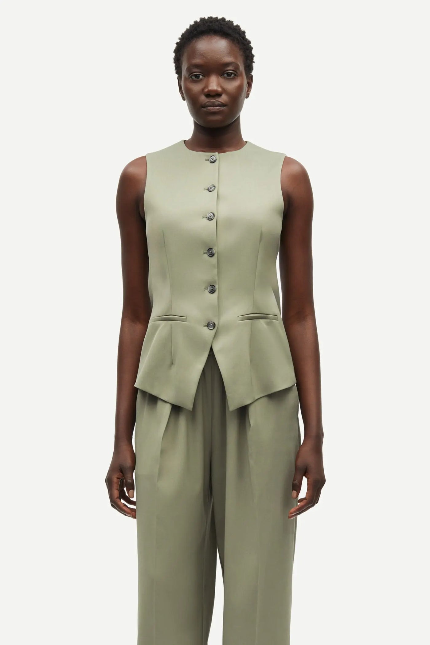 Saruma Vest Vetiver