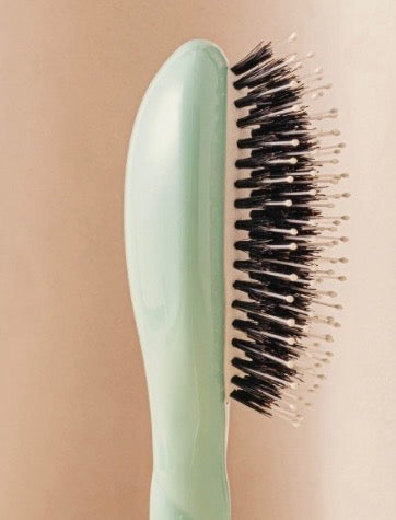 N.03 La Brosse Cuir Chevelu Sensible l'Indispensable Douceur Bleu Lagon