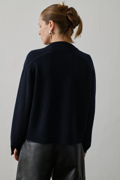 Pull Will Navy