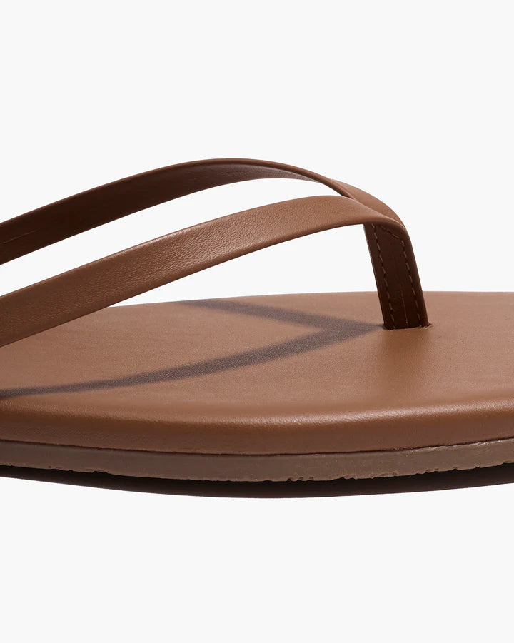 Tong Square Toe Lily Ganache