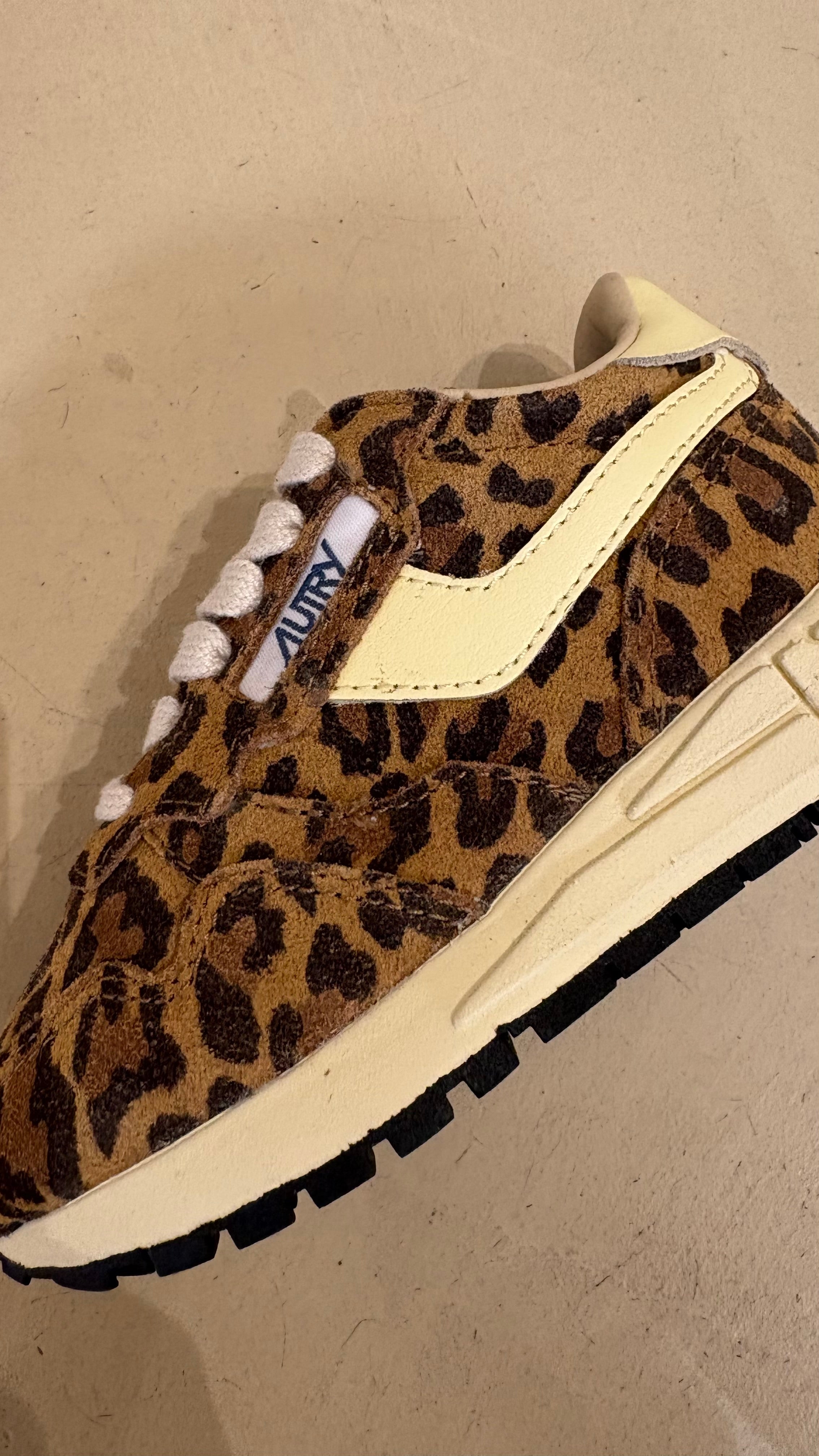 KUJ02 Reelwinkid Low Kid Suede Leopard