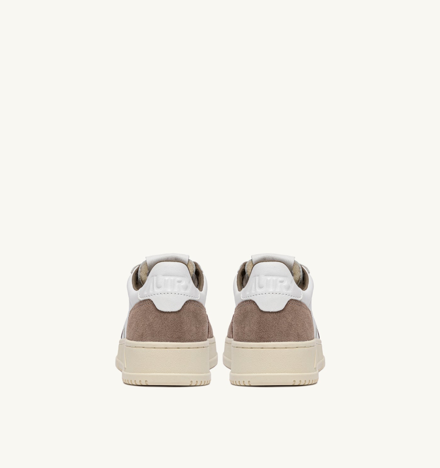 Baskets Medalist Goat Suede White Tobacco