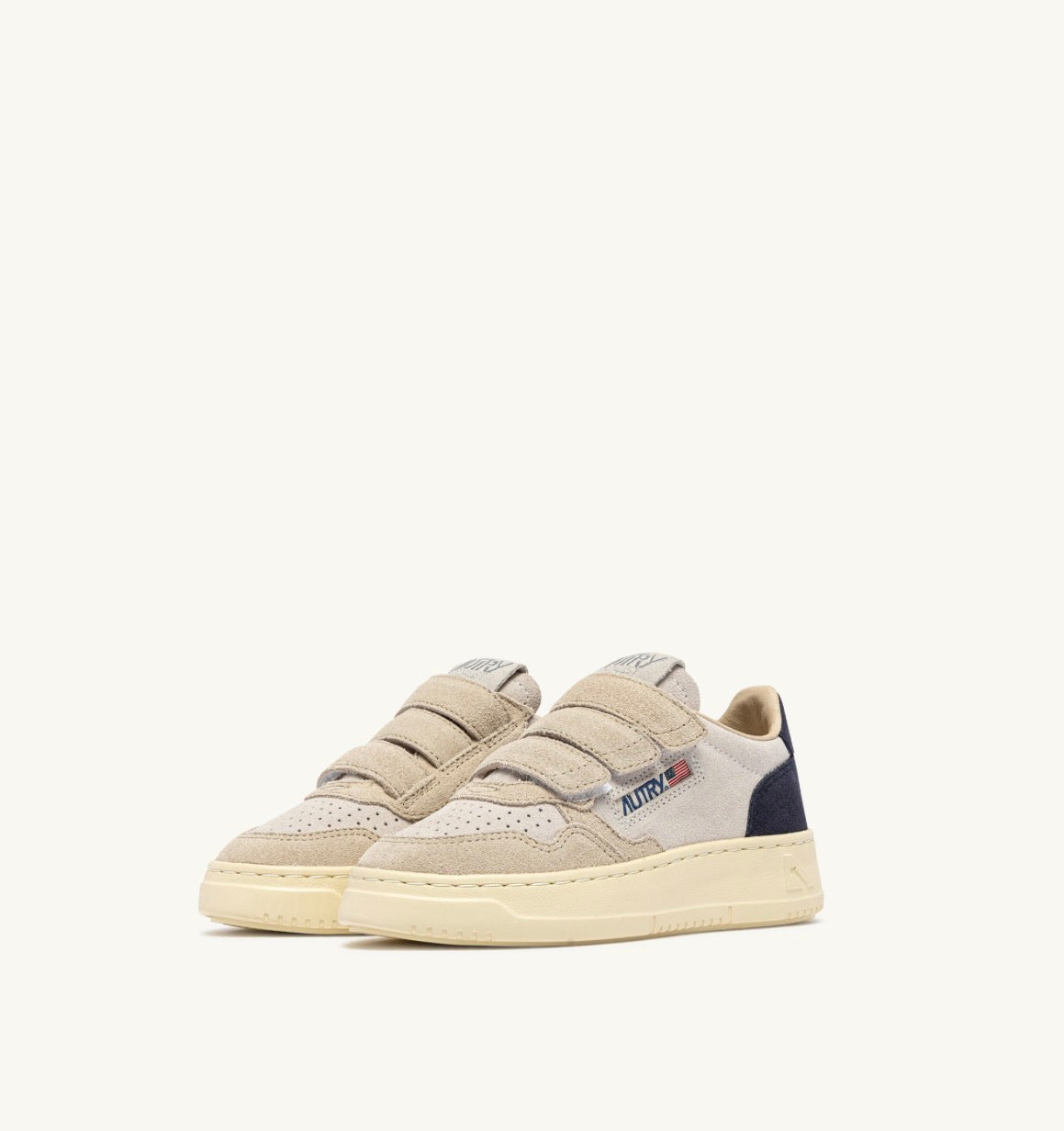 KTS29 Medalist Kidstripes Low Kid Suede Sand Blue