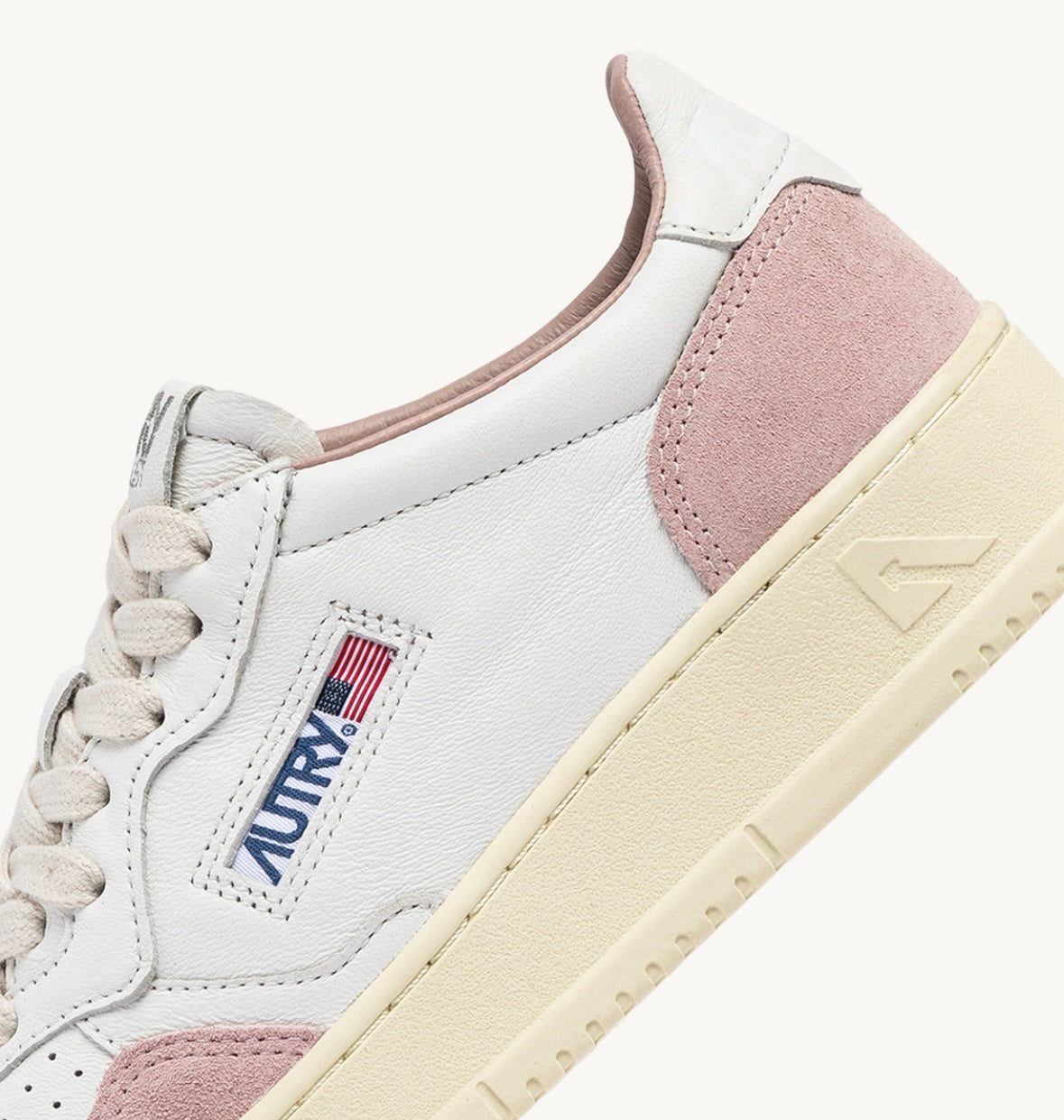 Baskets Medalist Low Suède White Powder