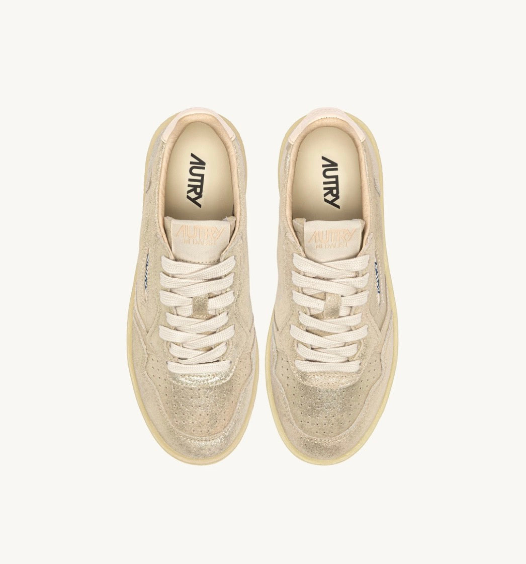 WH01 Medalist Low Laminated Suede Crep Plat Ivory