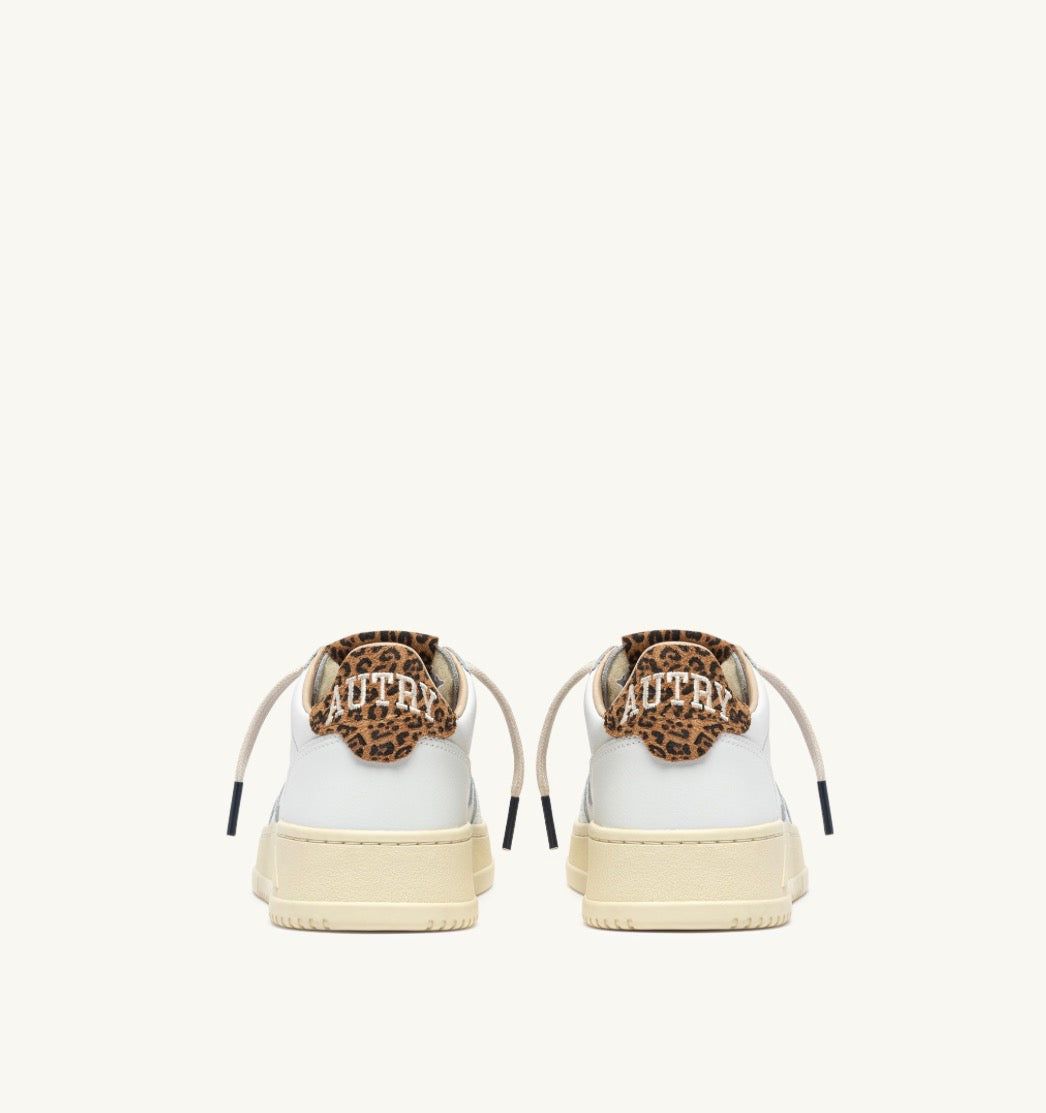 HJ02 Medalist Low Leather Leopard White