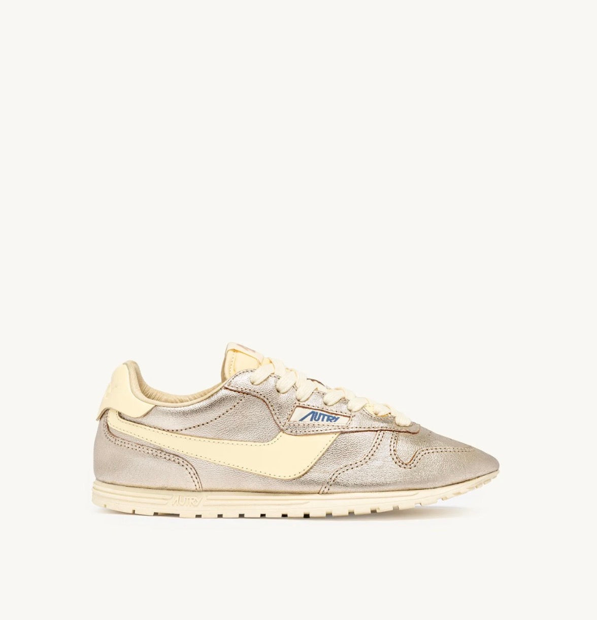 AJ01 Basket Windspin Leather Platinum Rutabaga