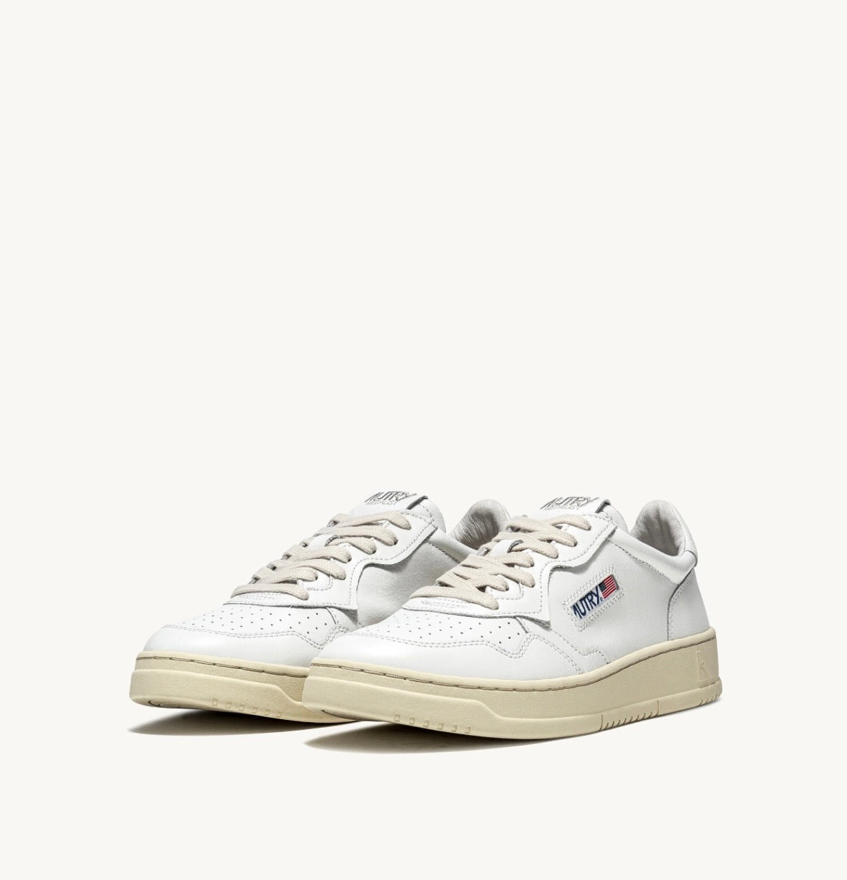 LL15 Medalist Low Cuir White White