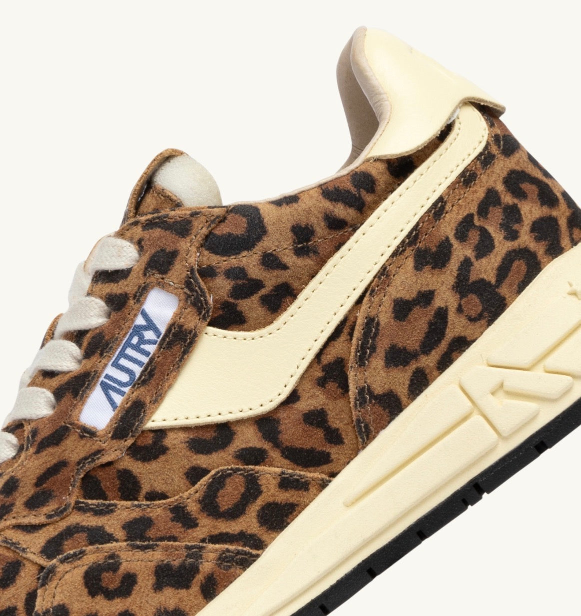 UJ02 Basket Reelwind Suede Leather Light Leopard Rutabaga
