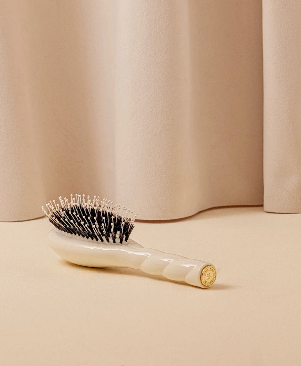 Petite Brosse N°03  L’INDISPENSABLE DOUCEUR Cuir Chevelu Sensible Crème