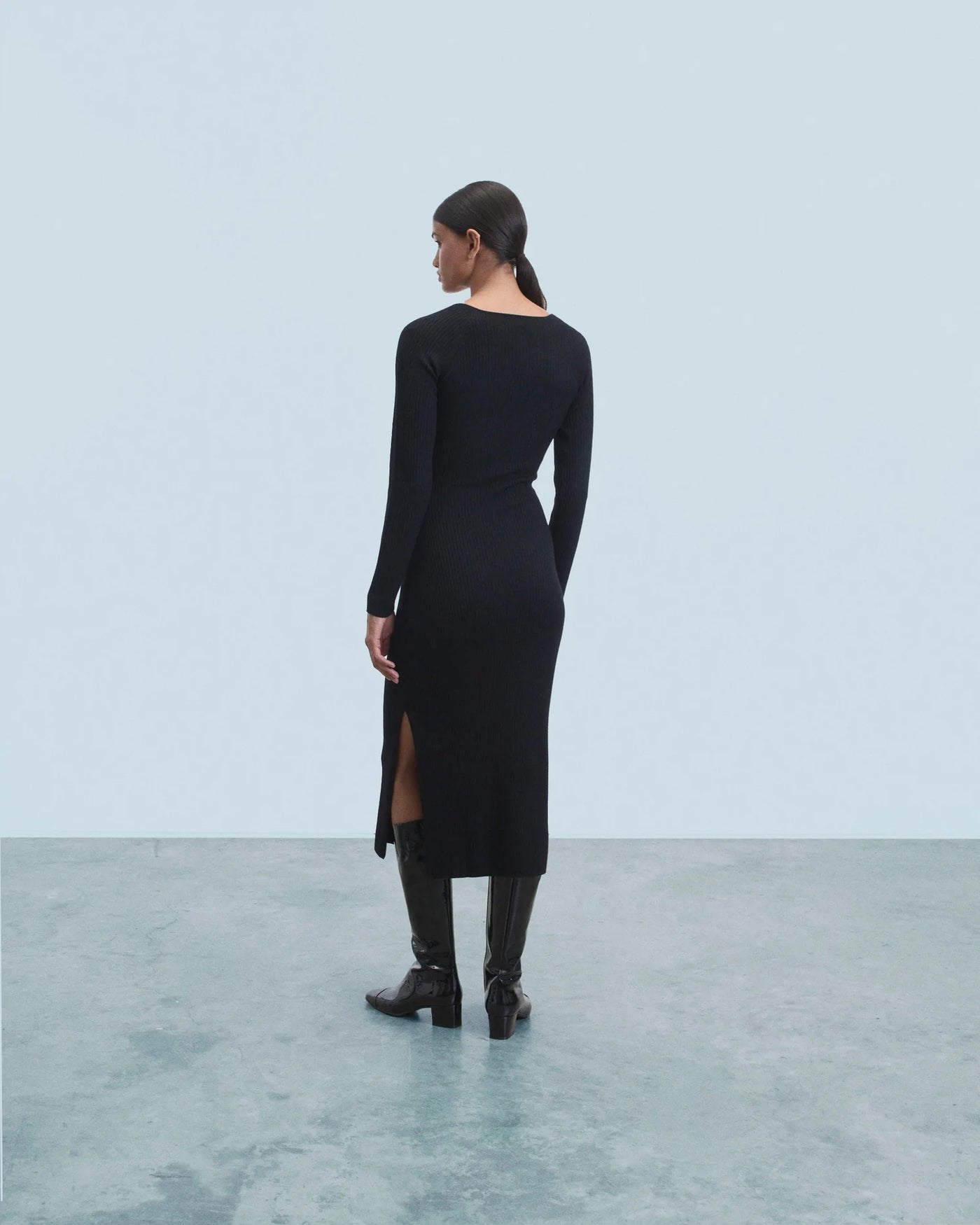 Robe Longue Manche Longue Décolleté Cœur Noir