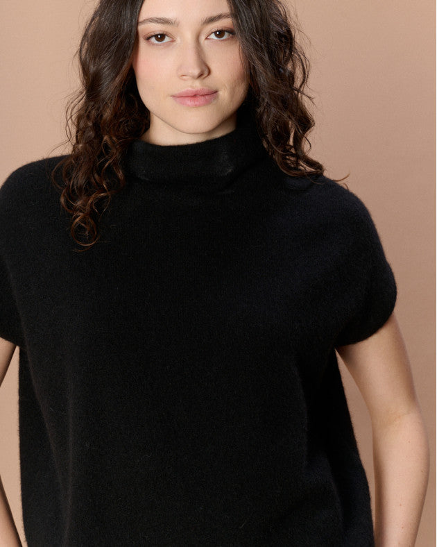 Pull Benson Black