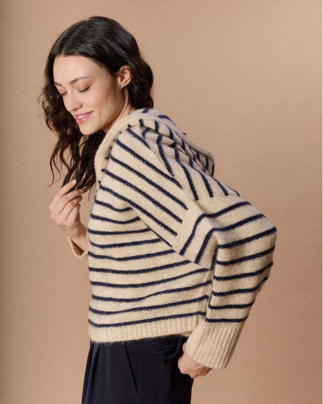 Pull Charlize Skyr