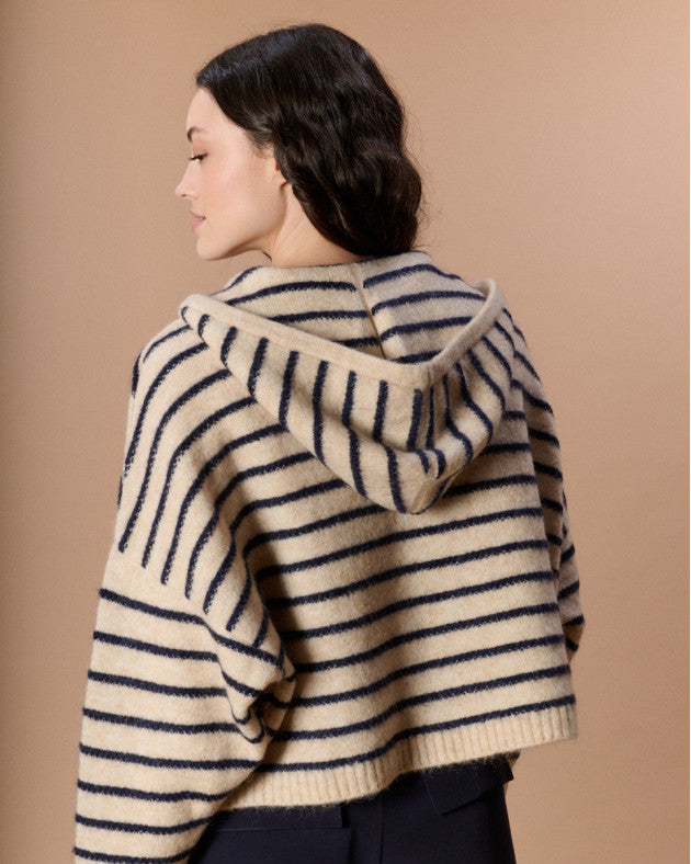 Pull Charlize Skyr