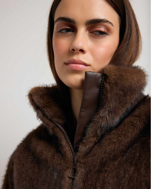 Veste Thesy
