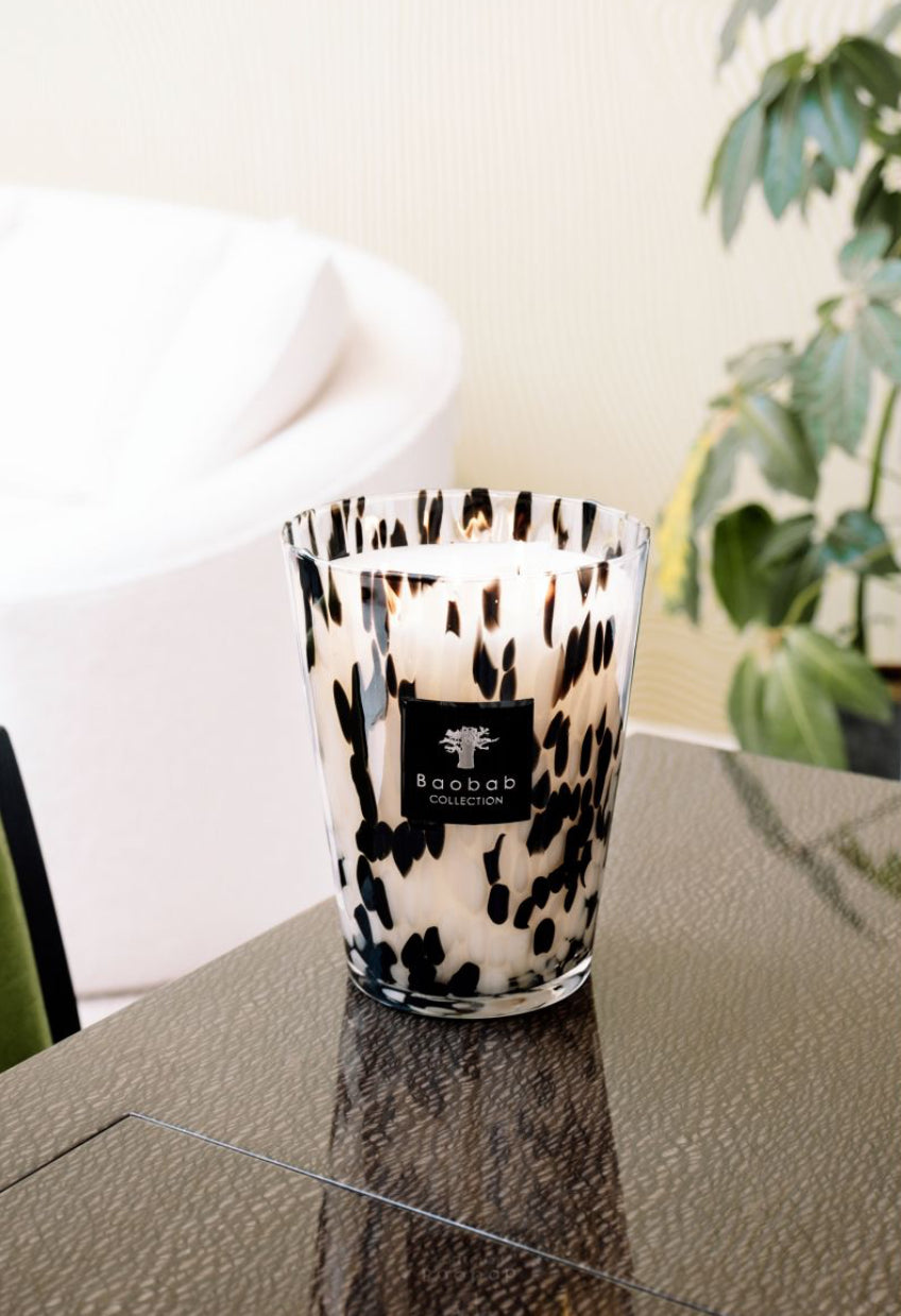 Bougie Black Pearl Max 24